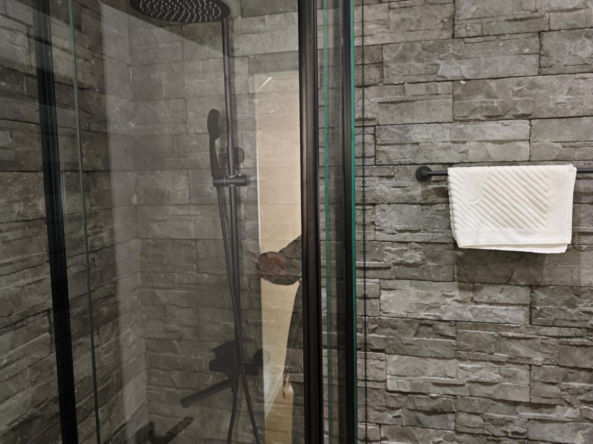 Four Seasons - New Gudauri Aparthotel Buitenkant foto